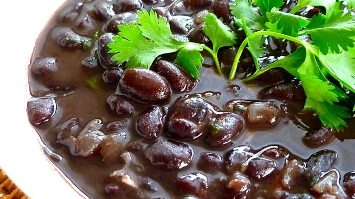 How to cook canned black beans