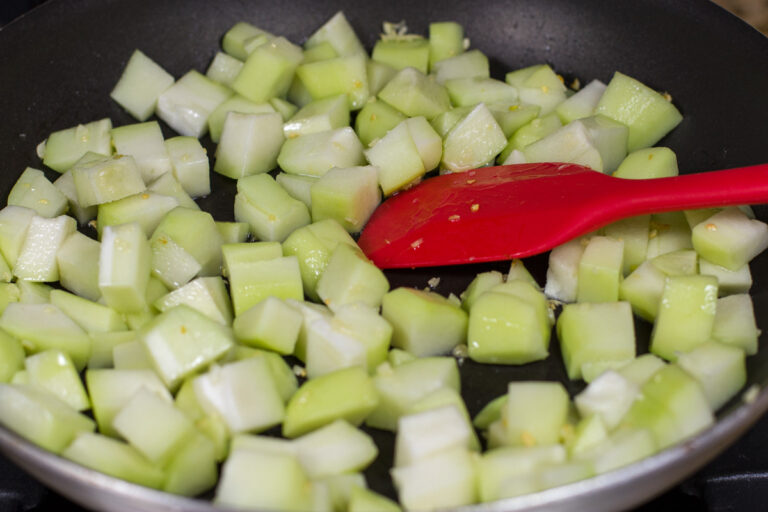 How To Cook Chayote Squash Simple Easy To Do