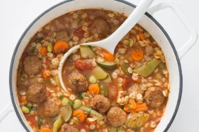italian-meatball-soup