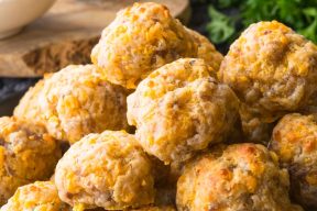 Bisquick-Sausage-Balls-1