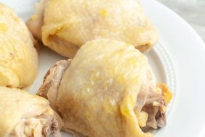 how-to-boil-chicken-thighs